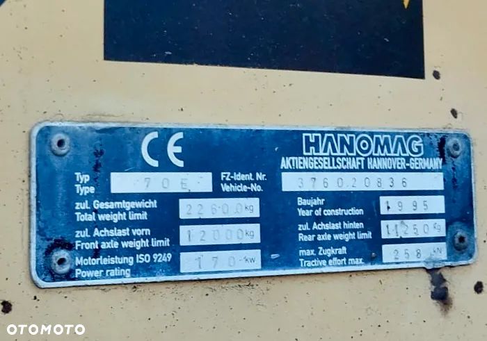 Hanomag 70E - 13