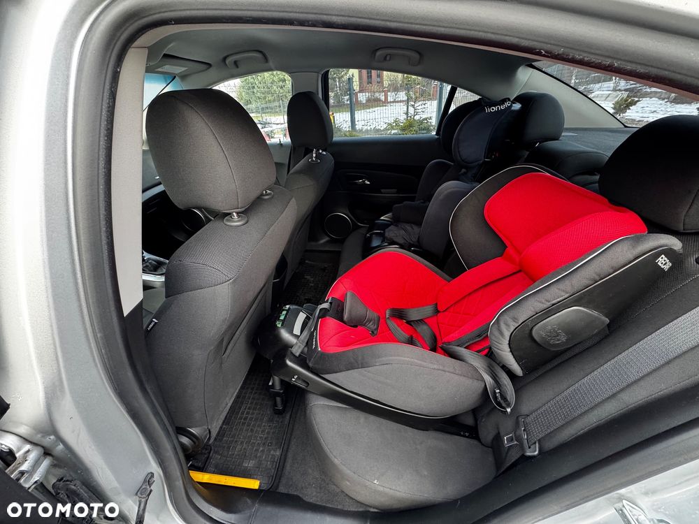 Chevrolet Cruze 1.8 LT - 19