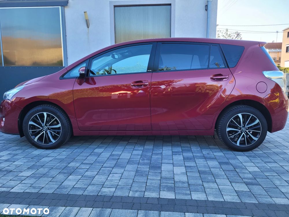 Toyota Verso 1.8 Premium EU6 - 6