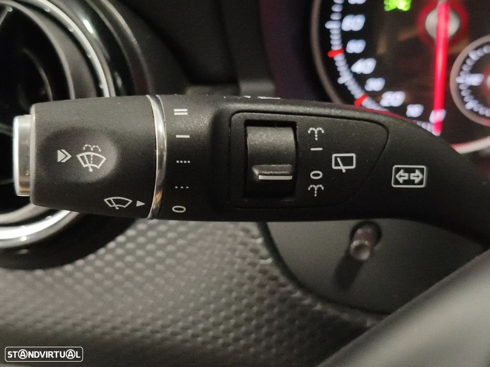 Mercedes-Benz A 180 CDI (BlueEFFICIENCY) Urban - 13