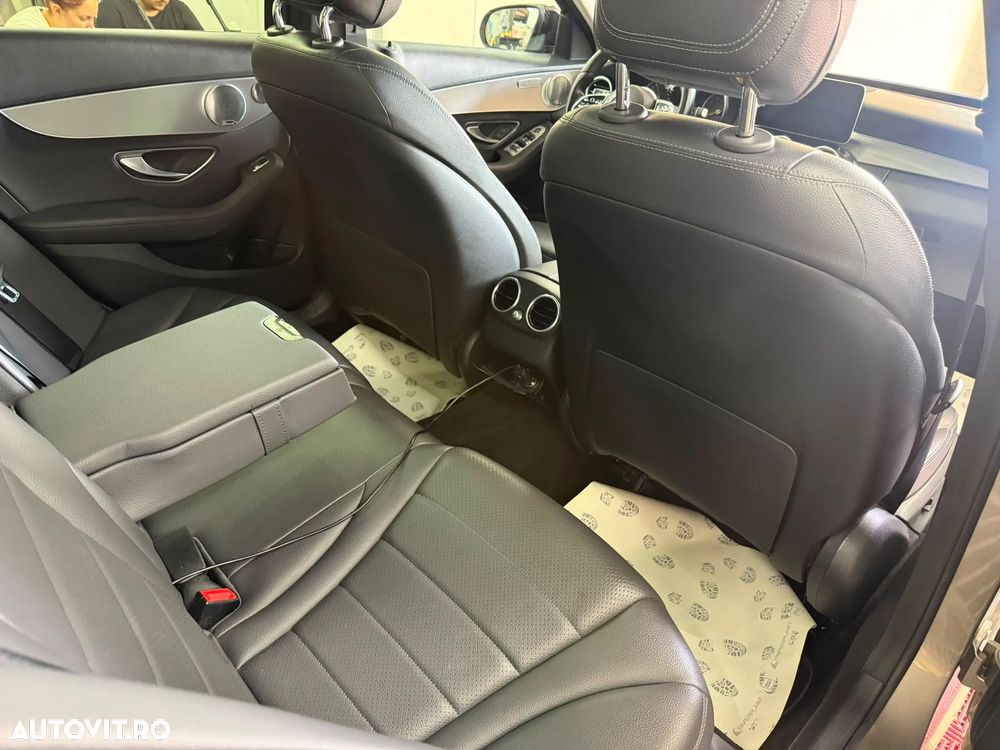 Mercedes-Benz C 300 Aut. - 8