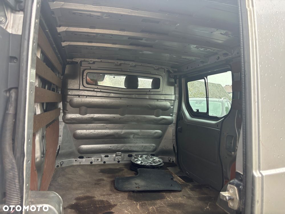 Opel vivaro - 15