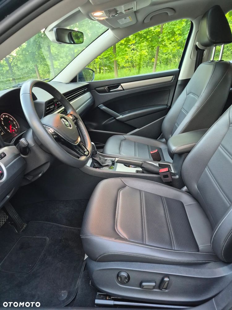 Volkswagen Passat 2.0 TSI Elegance DSG - 7