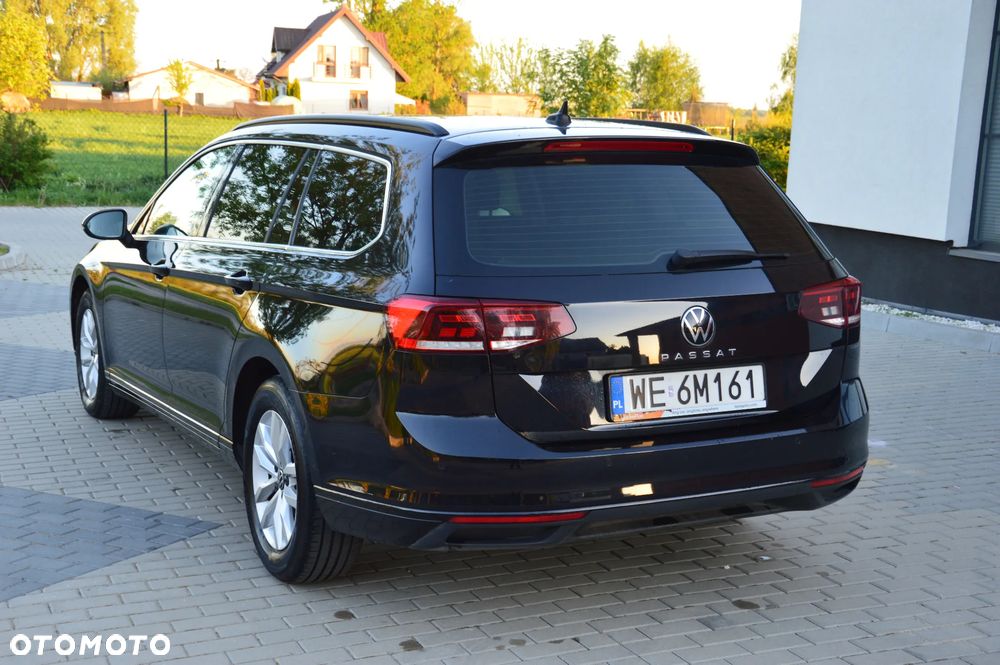 Volkswagen Passat - 15