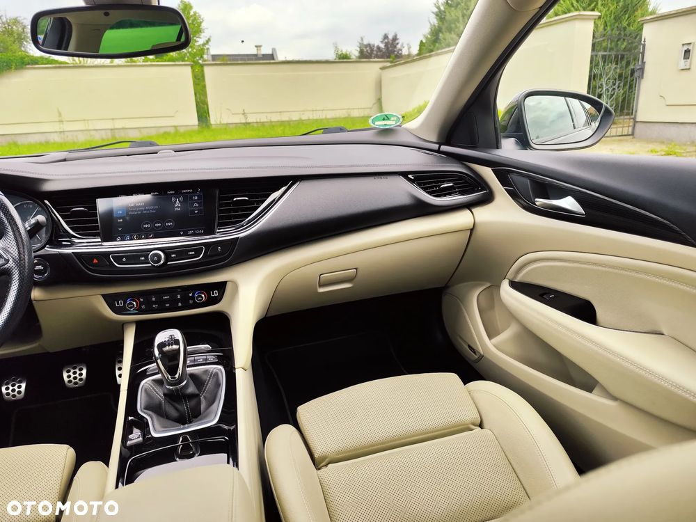 Opel Insignia 2.0 Business Innovation - 22