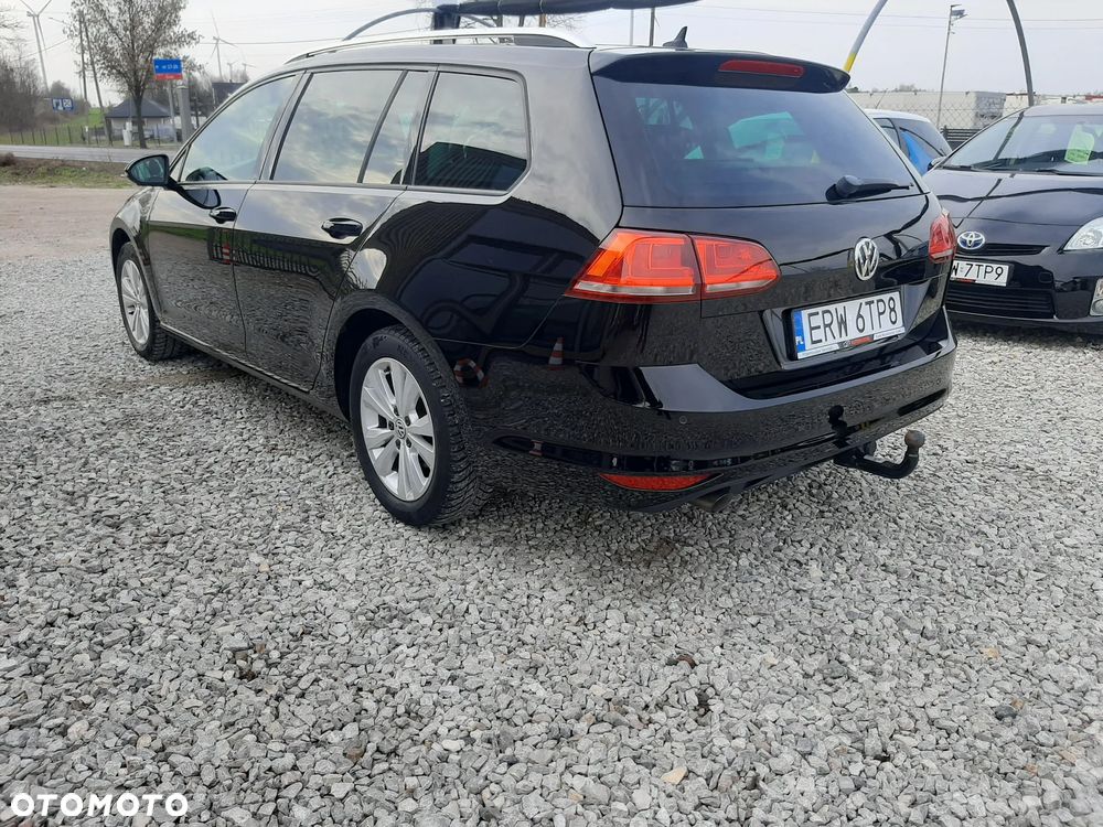 Volkswagen Golf 1.6 TDI BlueMotion Comfortline - 9