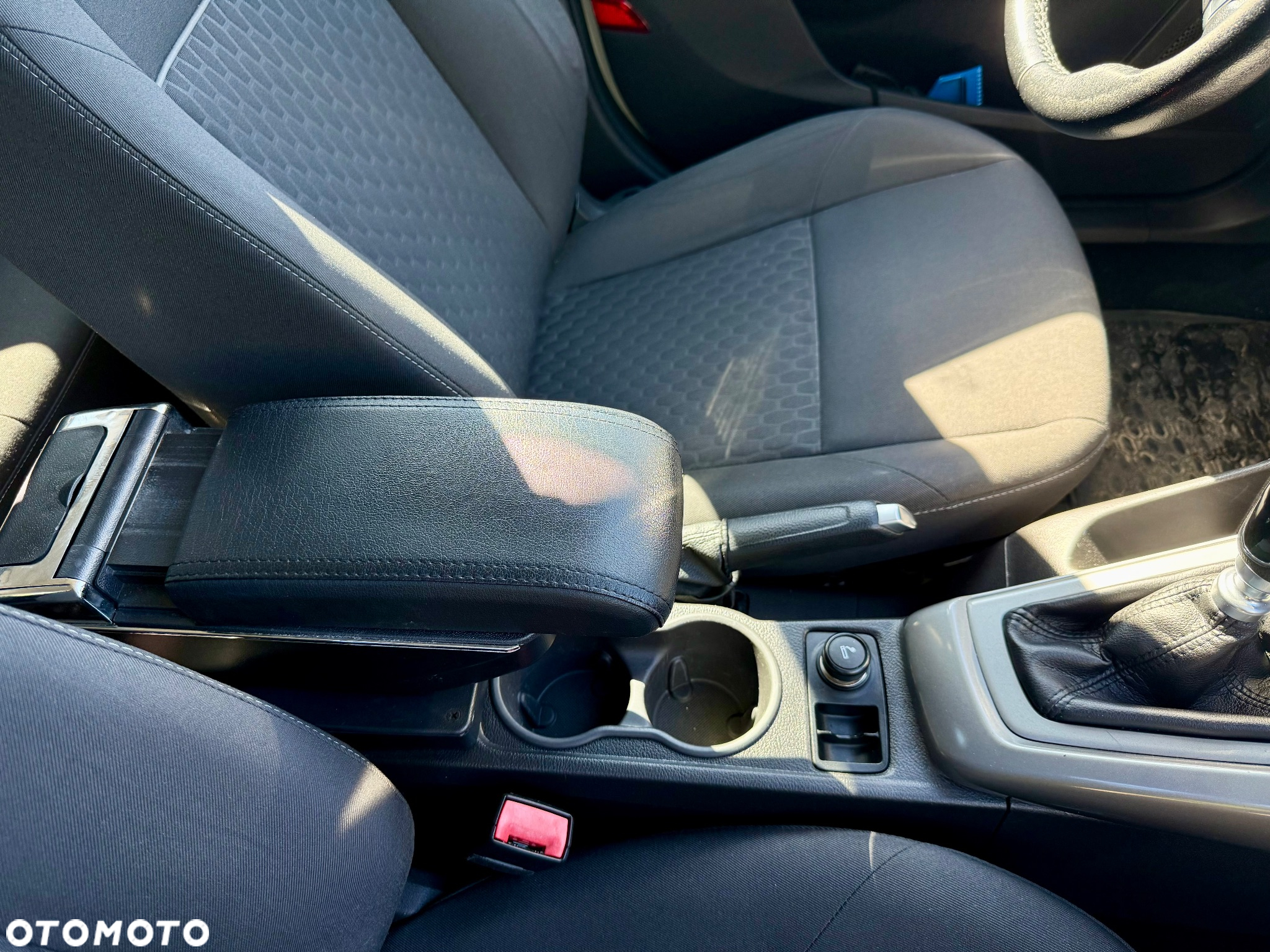 Ford Focus 1.0 EcoBoost Titanium - 19