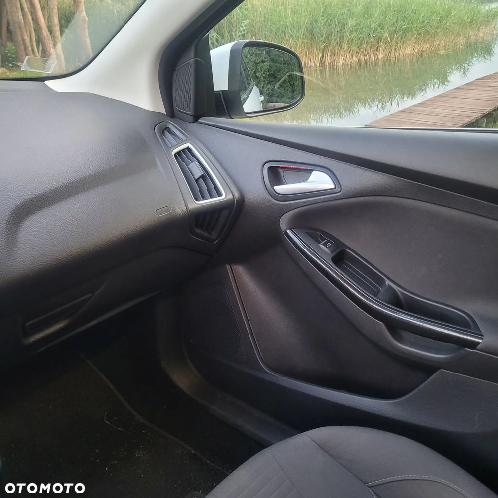 Ford Focus 1.0 EcoBoost Titanium - 7