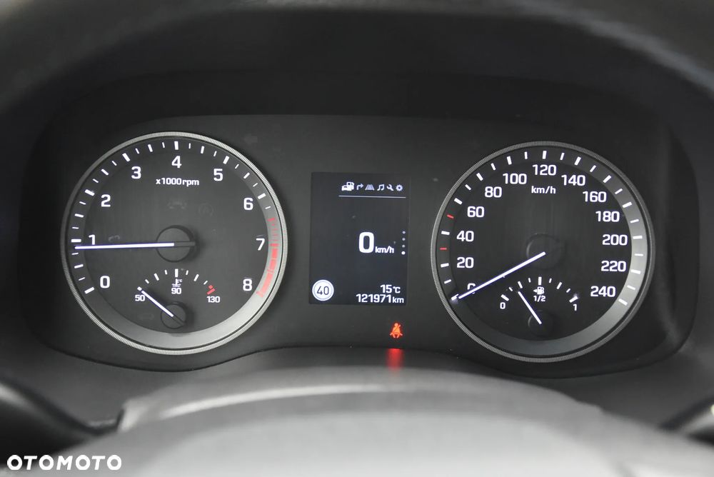 Hyundai Tucson 1.6 GDi 2WD Select - 32