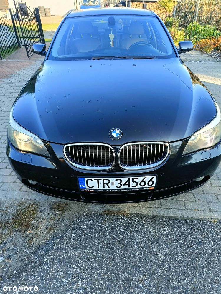 BMW Seria 5 525d - 9