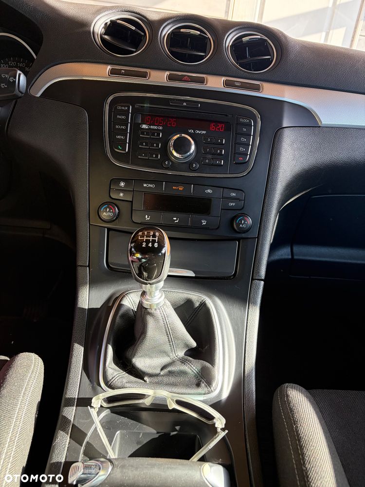 Ford S-Max - 6