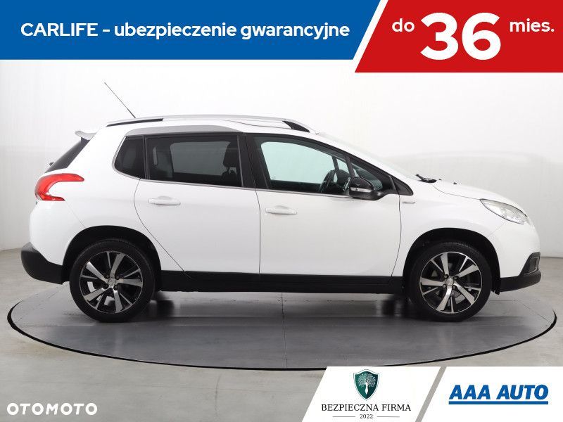 Peugeot 2008 - 8
