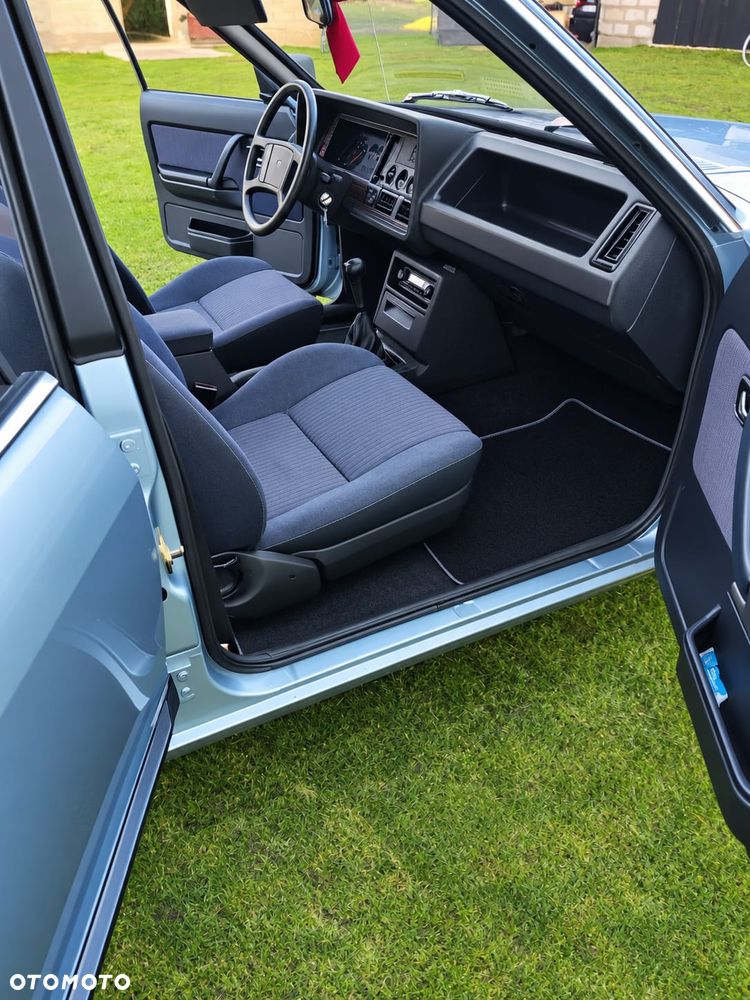 Ford Granada 2.0 - 8