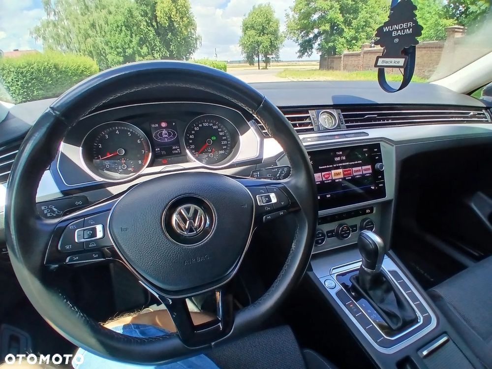 Volkswagen Passat 1.8 TSI BMT Comfortline DSG - 32
