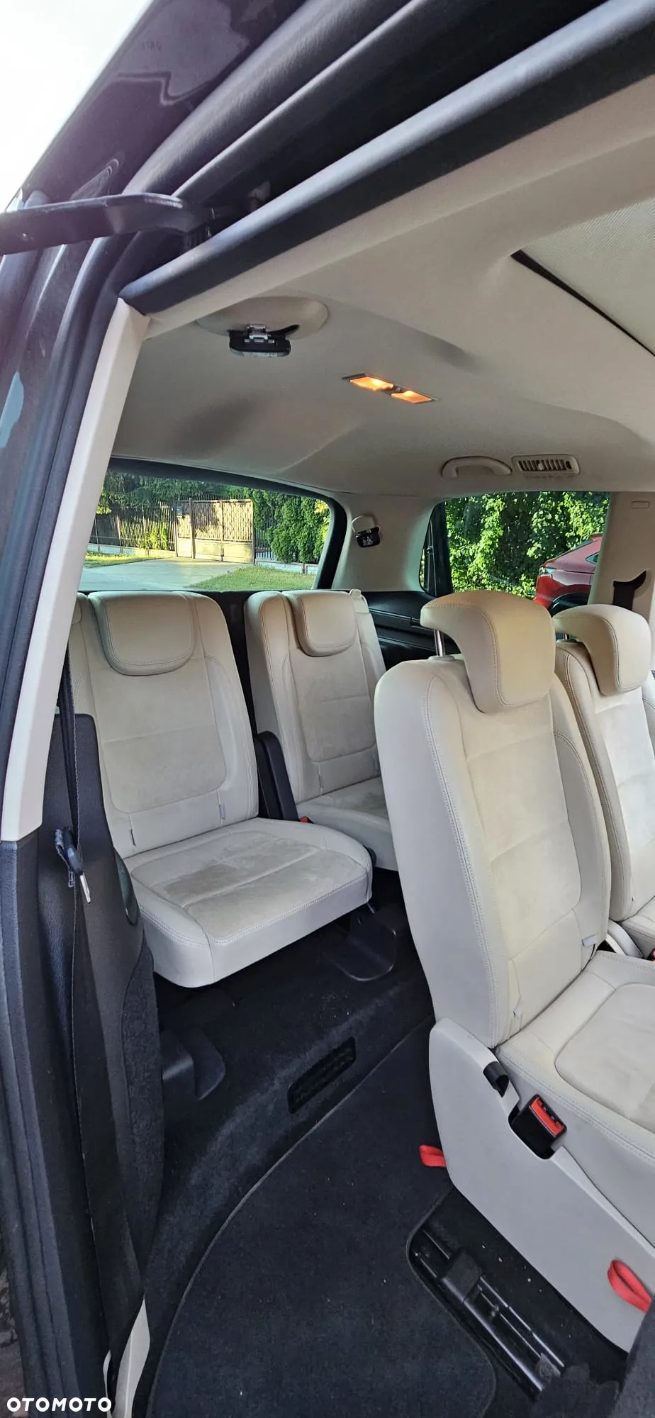 Volkswagen Sharan 2.0 TSI Highline DSG - 11