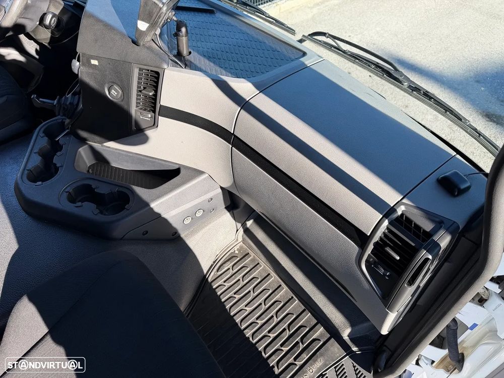 Mercedes Benz Antos 2543 6x2 Porta-Bebidas FullAir - 9
