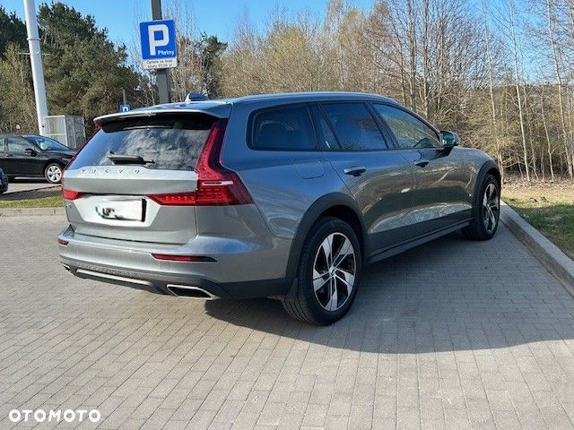 Volvo V60 D4 AWD - 3