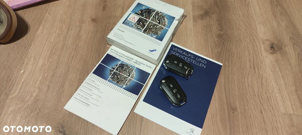 Peugeot 308 BlueHDi 150 Stop & Start Business-Line - 8