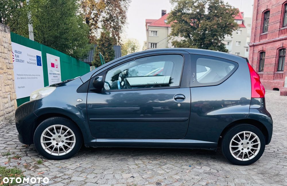 Peugeot 107 - 1