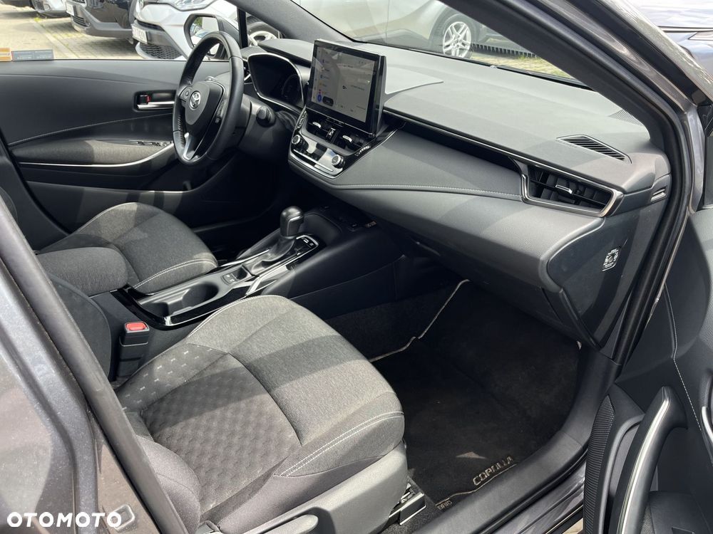 Toyota Corolla - 16