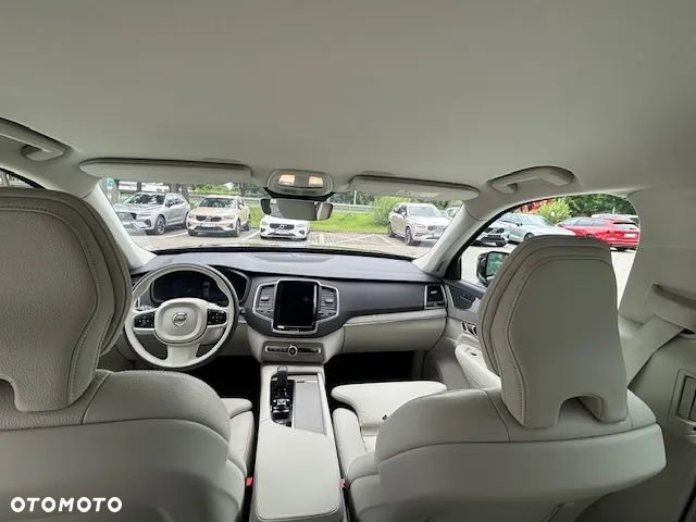 Volvo XC 90 - 37