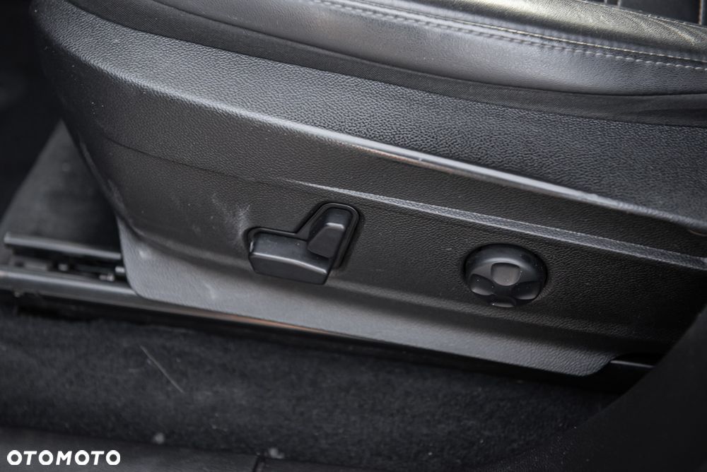 Alfa Romeo Stelvio 2.0 Turbo 16V AT8-Q4 Executive - 24