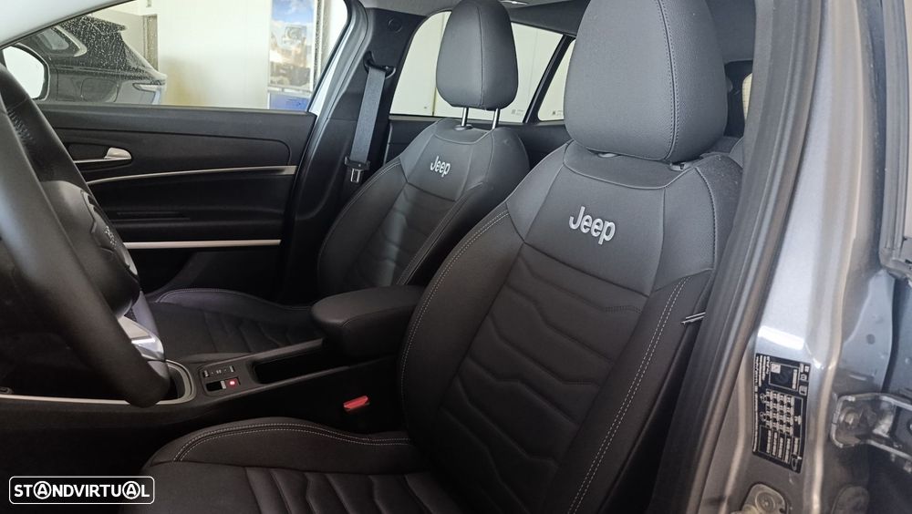 Jeep Avenger - 8