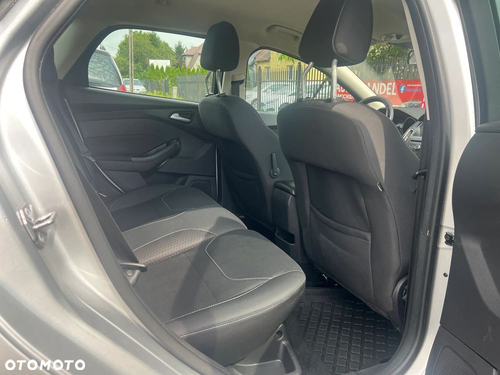 Ford Focus 1.5 TDCi SYNC Edition - 15