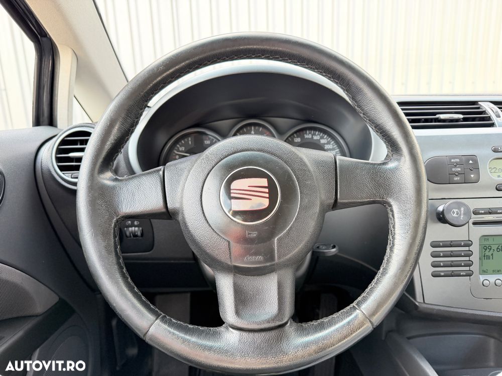 Seat Leon 2.0 TDI DPF Style - 21