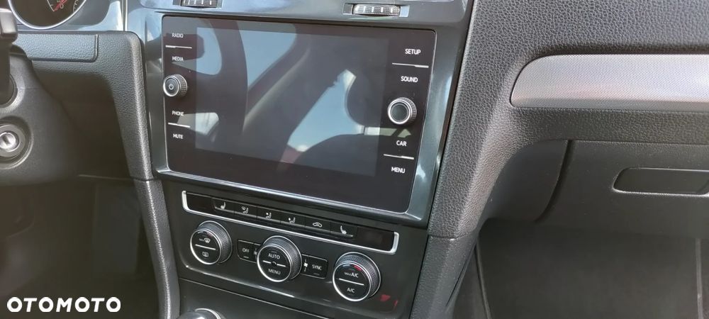 Volkswagen Golf 1.6 TDI (BlueMotion Technology) Comfortline - 14