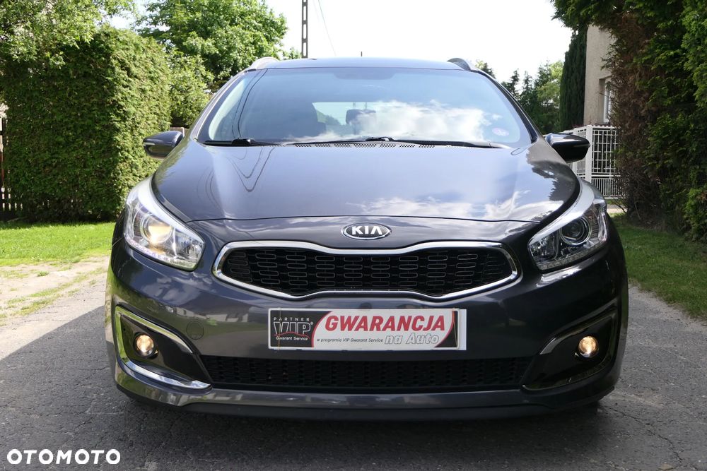 Kia Ceed 1.6 GDI L - 16