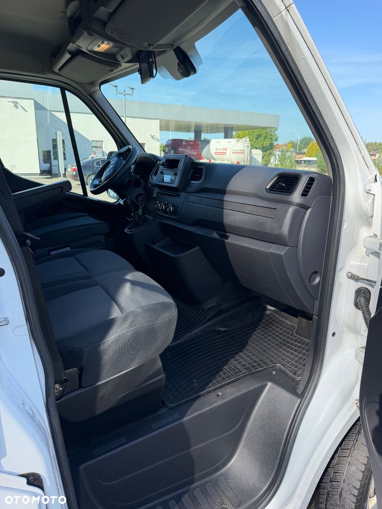Renault Master - 18