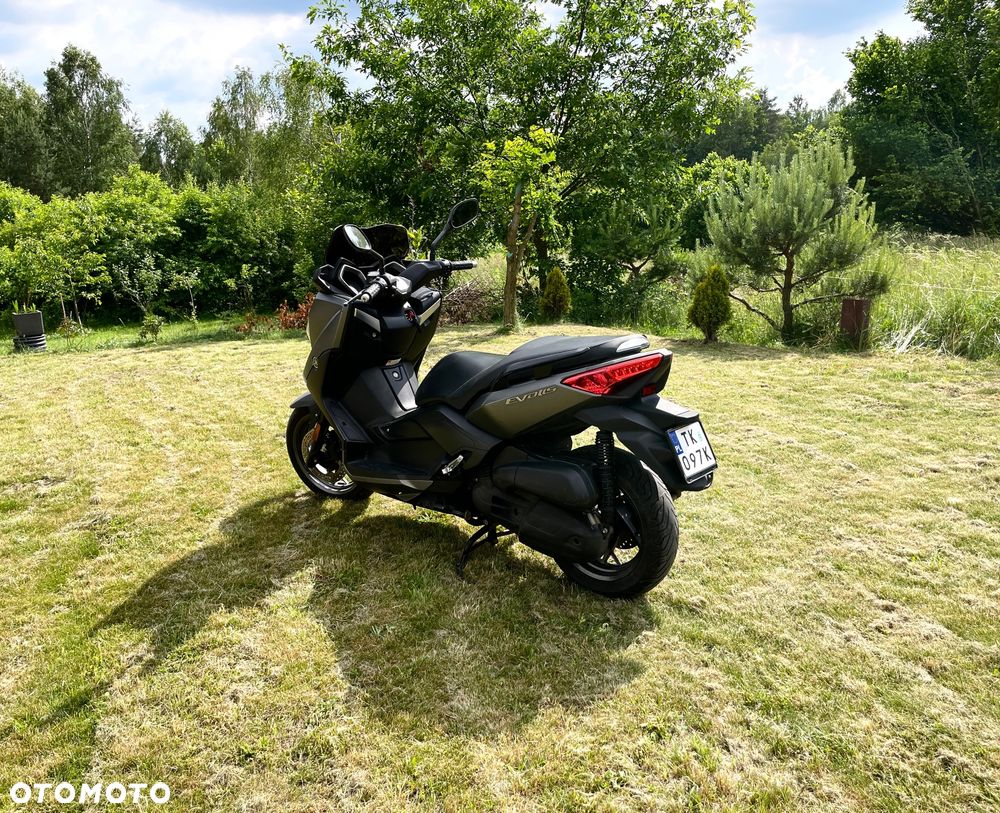 Yamaha X-max - 7