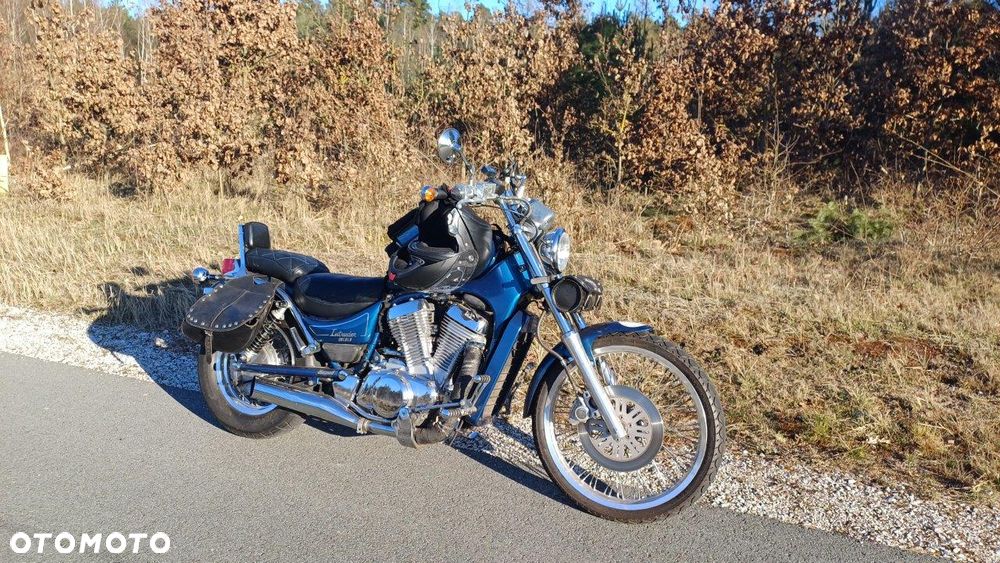 Suzuki Intruder - 6