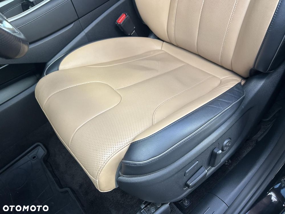 Hyundai Santa Fe - 13