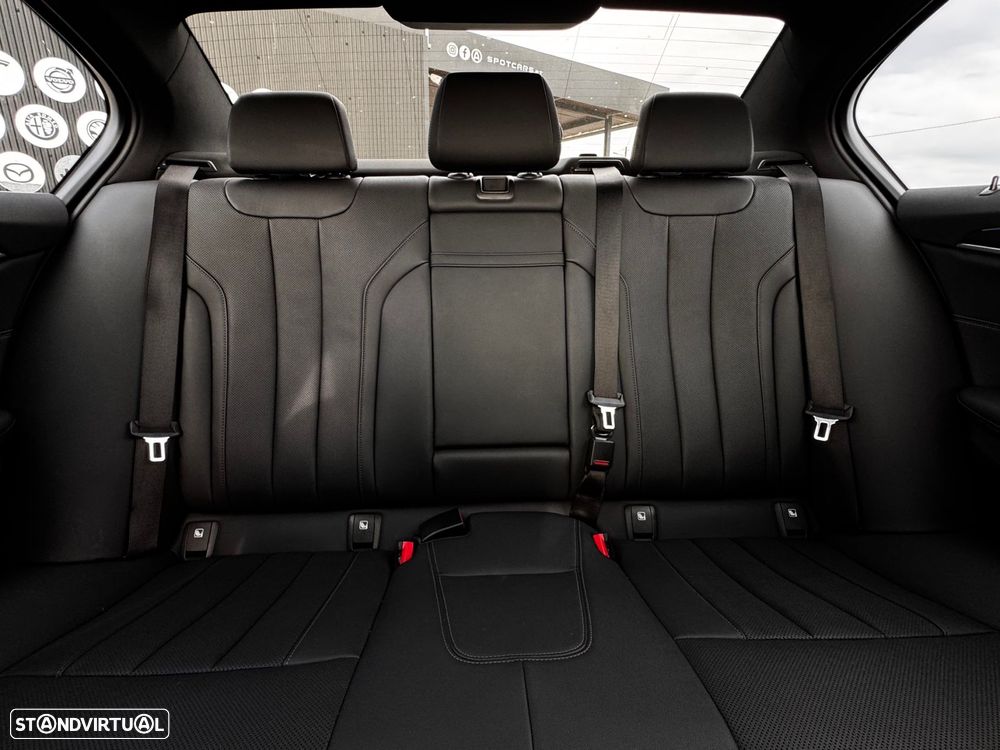 BMW 530 e Pack M - 15