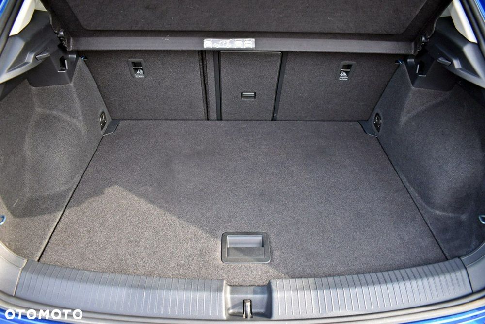 Volkswagen T-Roc 1.0 TSI Advance - 25