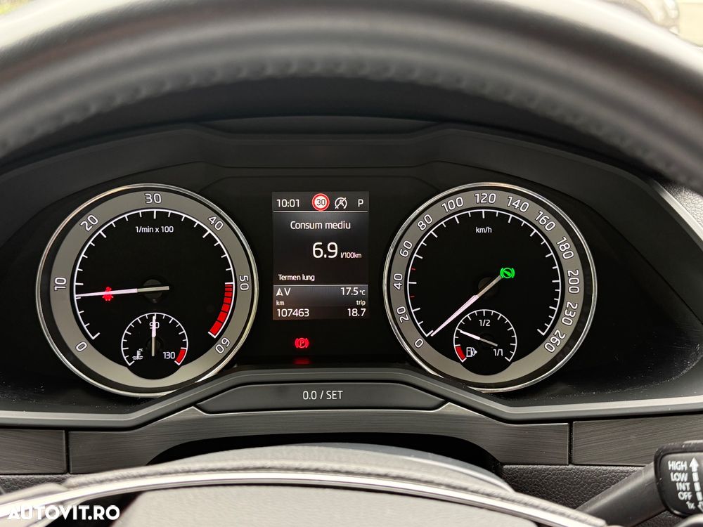 Skoda Superb 2.0 TDI DSG Ambition - 22