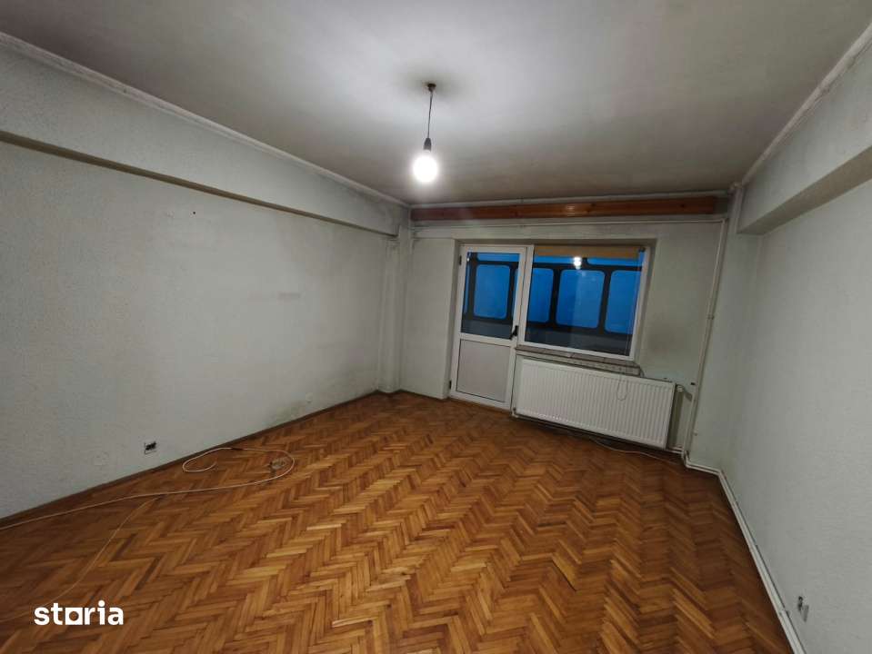 Apartament 2 camere, 50mp, zona ultracentrala, Radauti — fotografia 2