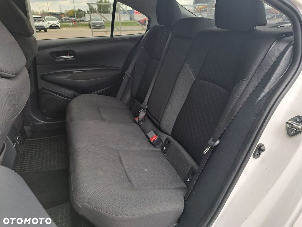Toyota Corolla 1.8 Hybrid Style - 19