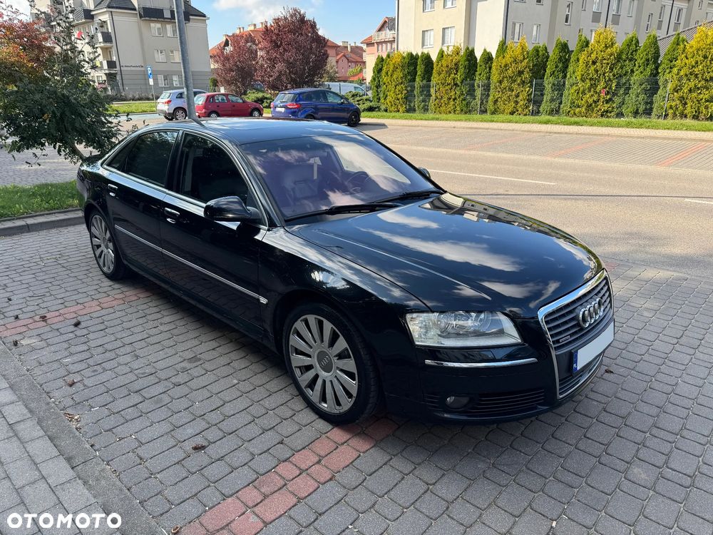Audi A8 4.2 Quattro - 3