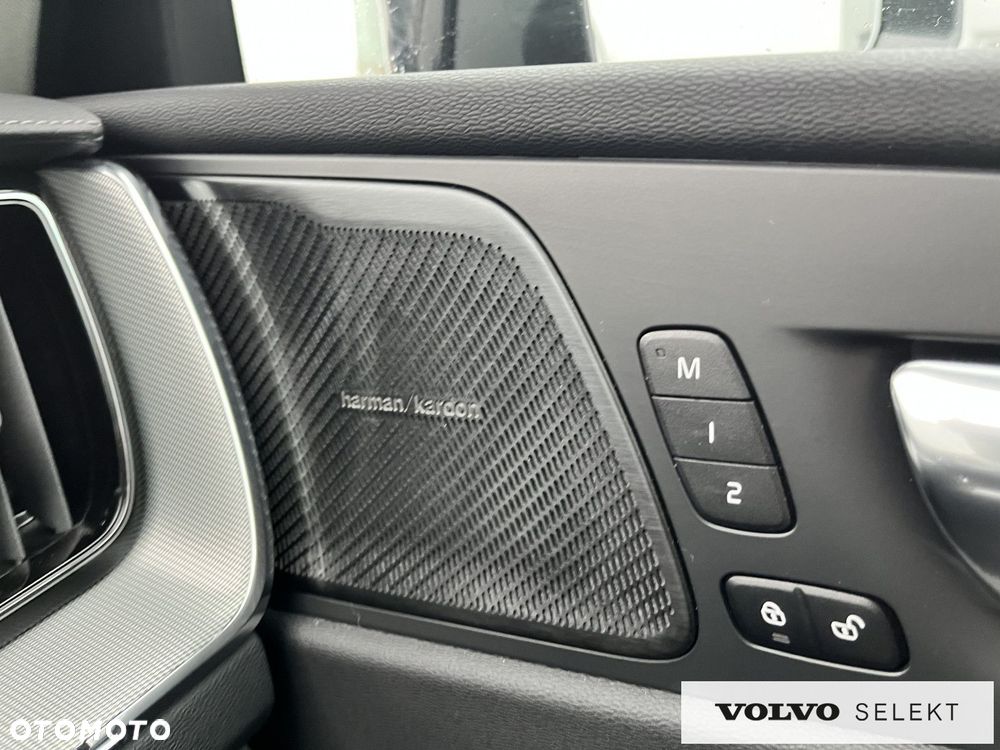 Volvo XC 60 - 16