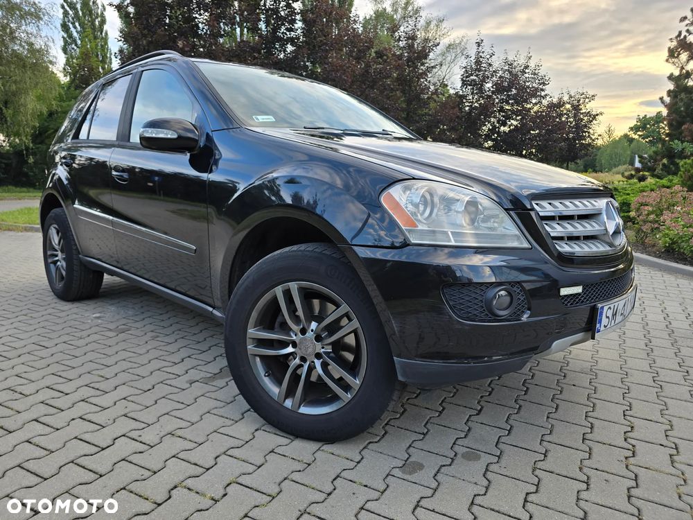 Mercedes-Benz ML 350 4-Matic - 31