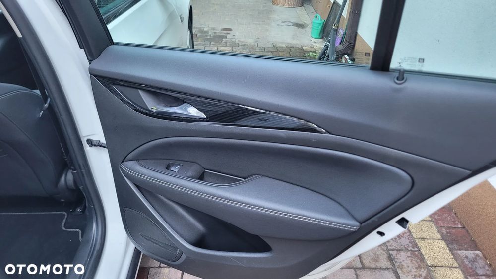 Opel Insignia 1.6 Edition - 17