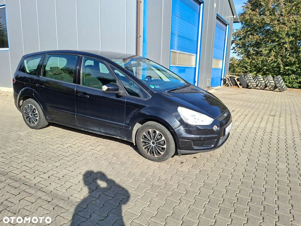 Ford S-Max - 15