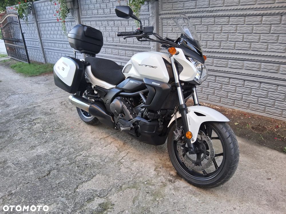 Honda CTX - 25
