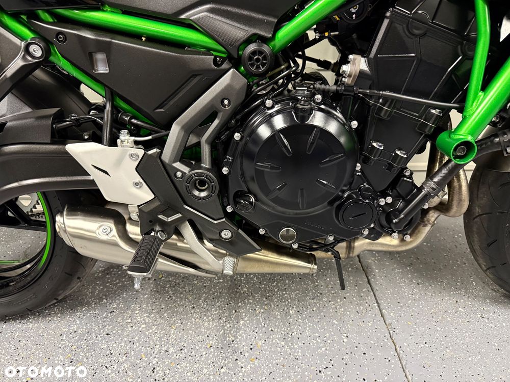 Kawasaki Z - 6