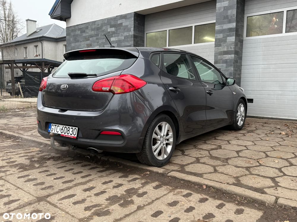 Kia Ceed 1.6 GDI S - 8