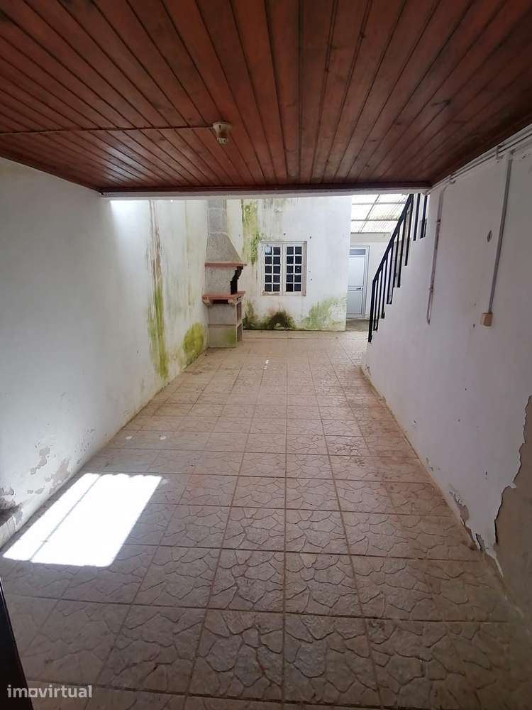 Moradia T2 com Logradouro em Figueira de Lorvão – Penacova - Grande imagem: 2/31
