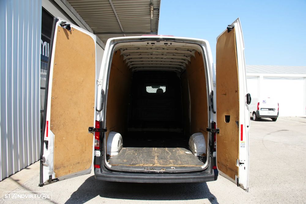 VW Crafter Maxi Longa 2.0TDI 180cv - 6
